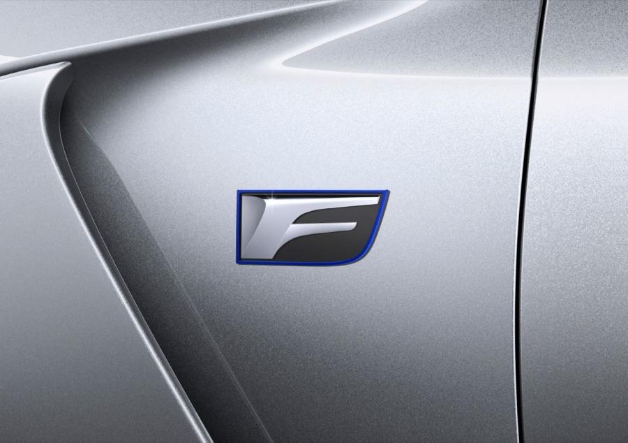 Детали экстерьера Lexus RC F 2014 года  (NA) (фото 80 из 200)